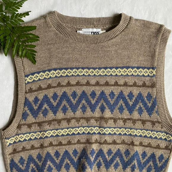 Vintage tan & blue sweater vest - Picture 4 of 4